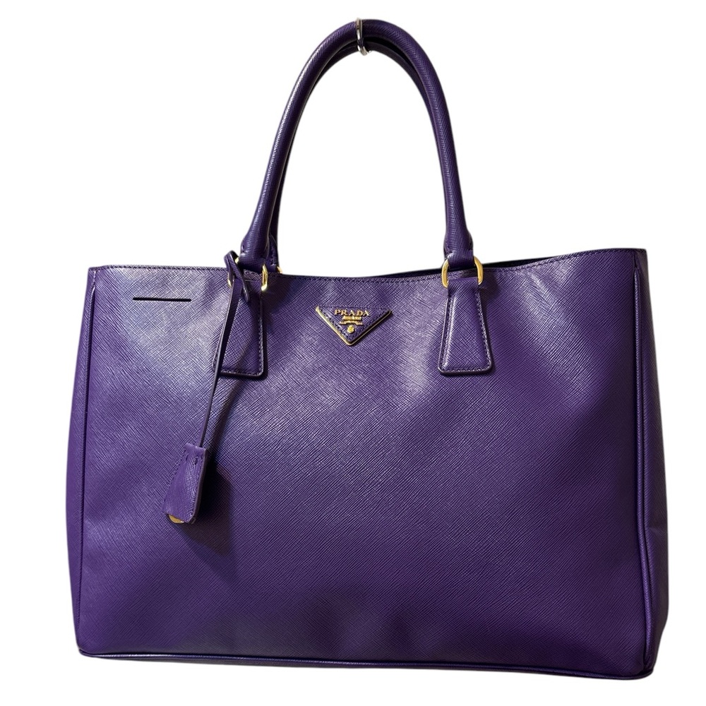 🔥EUC Prada Saffiano Lux Leather Purple Tote
💥HOST PICK💥